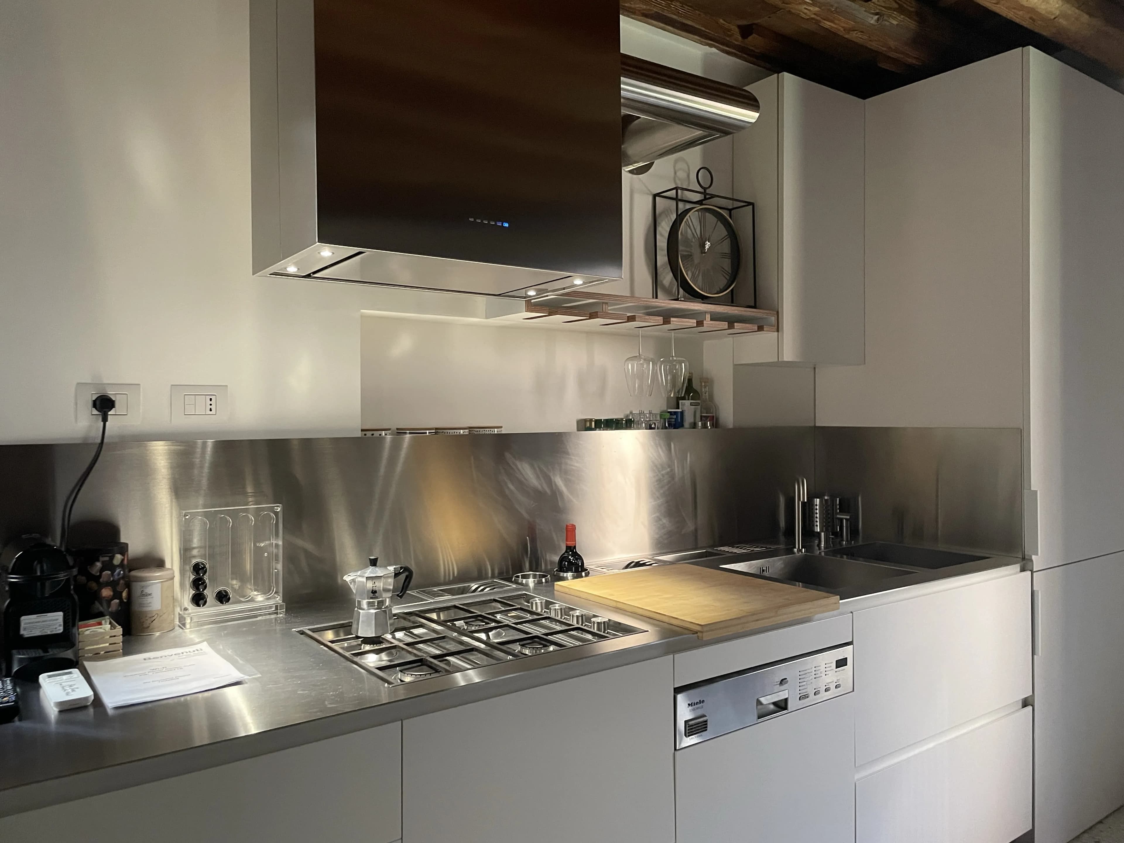 Venice Apartment Stovetop